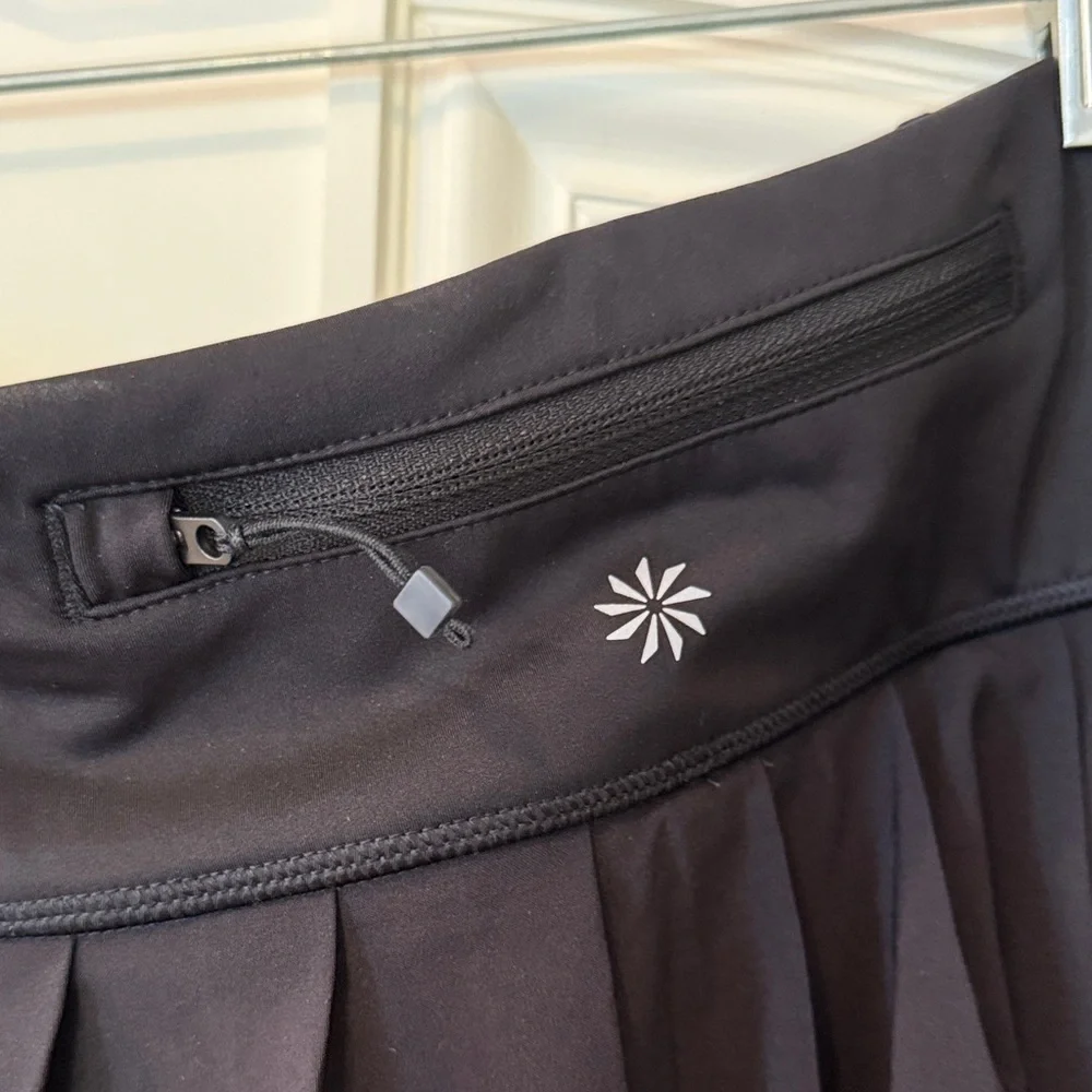 Athleta levitate skort size L